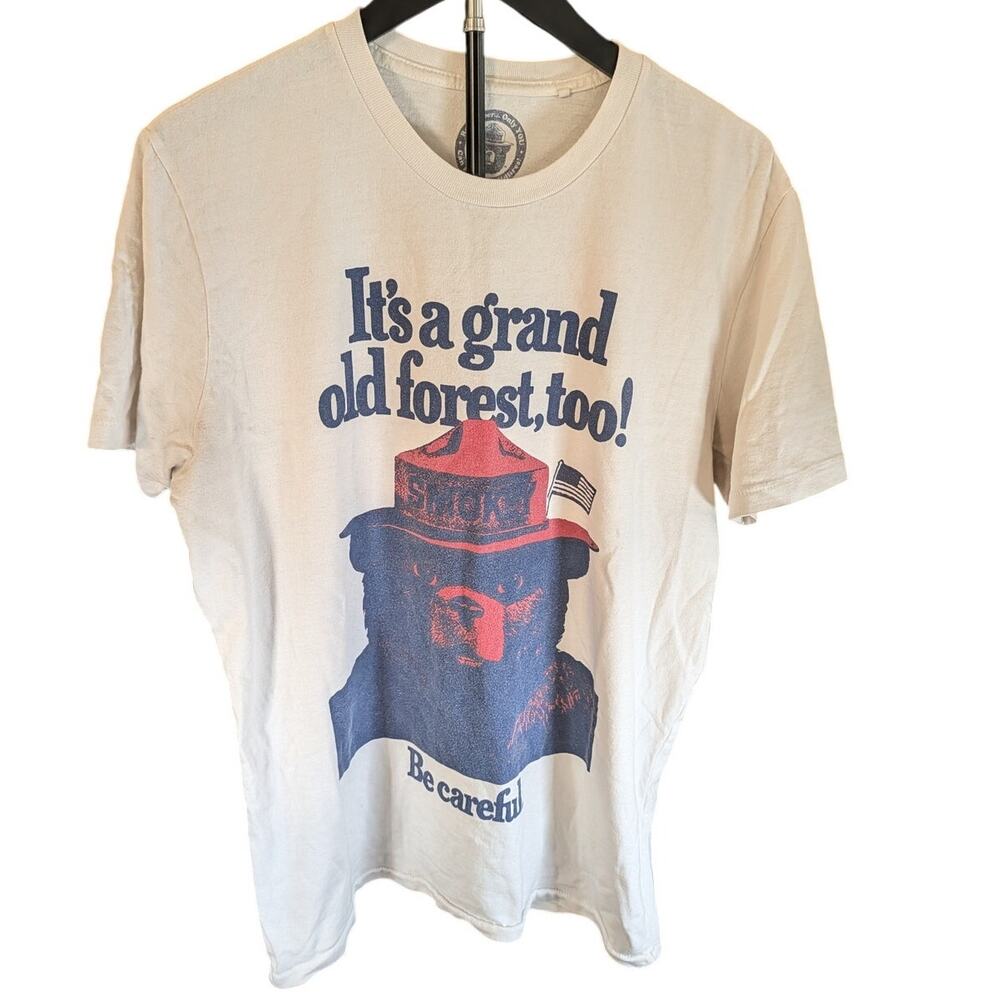 Smokey Bear It's a Grand Old Forest Too Be Careful Graphic T-Shirt Medium